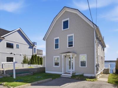 38 Aquidneck Avenue, Portsmouth, RI 02871, USA