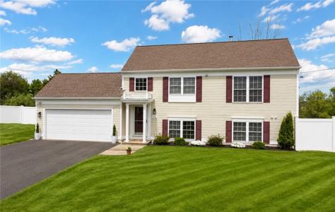 65 Silo Drive, Cumberland, RI 02864, USA