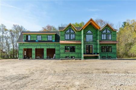 1497 Pippin Orchard Road, Cranston, RI 02921, USA