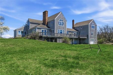 1627 Old Mill Road, Block Island, RI 02807, USA