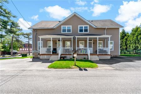 4 Oak Street 2, Smithfield, Rhode Island 02917, USA