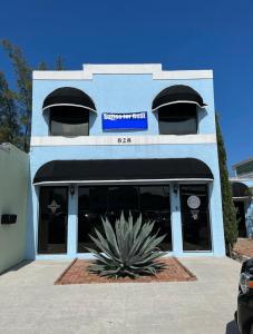 828 SE 8th Avenue, Deerfield Beach, Florida 33441