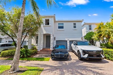 3188 NE 211th Ter, Aventura, Florida 33180, USA