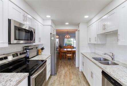 1701 Andros Isle F1, Coconut Creek, Florida 33066, USA