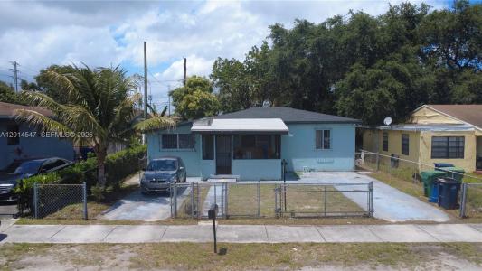 1631 NW 114th St, Miami, Florida 33167, USA