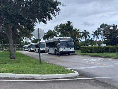 272 Dorset G, Boca Raton, 佛罗里达州 33434, 美国