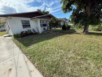 1930 SW 57th Ave 1930, West Park, Flórida 33023, Estados Unidos