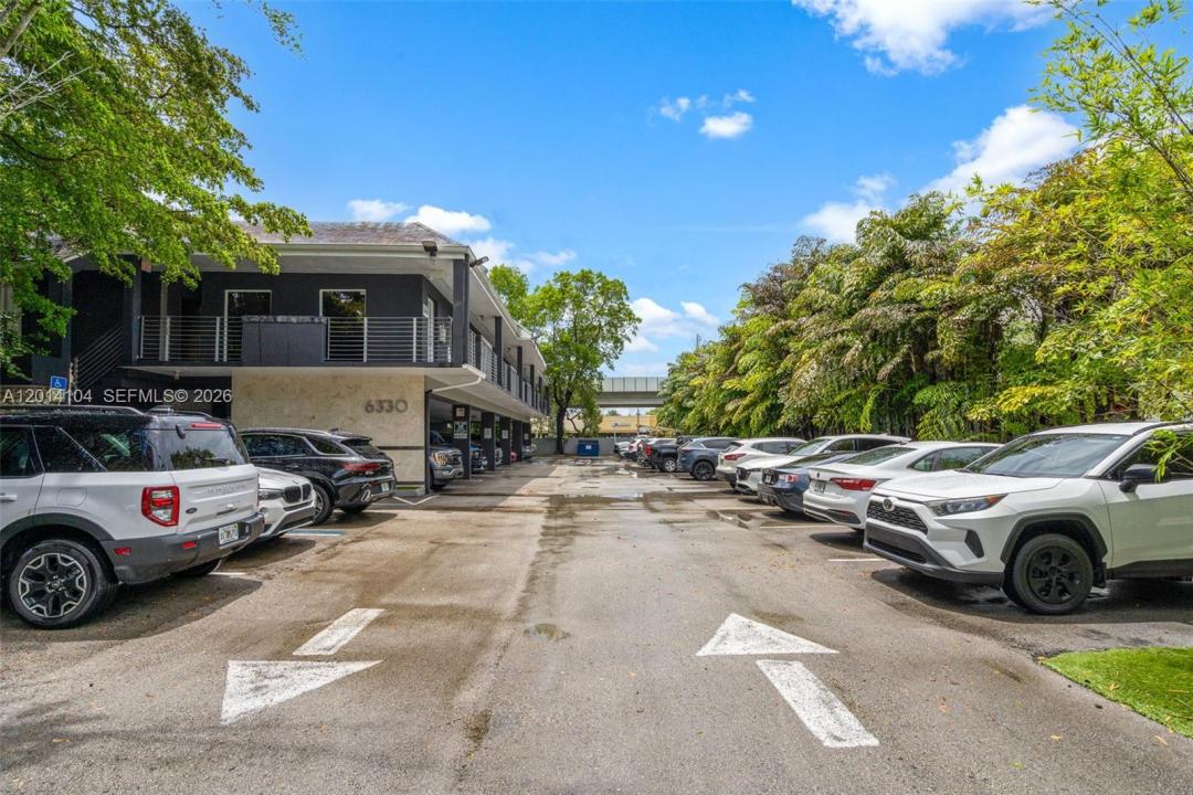 6330 Manor Lane 102, South Miami, Floride 33143, États-Unis