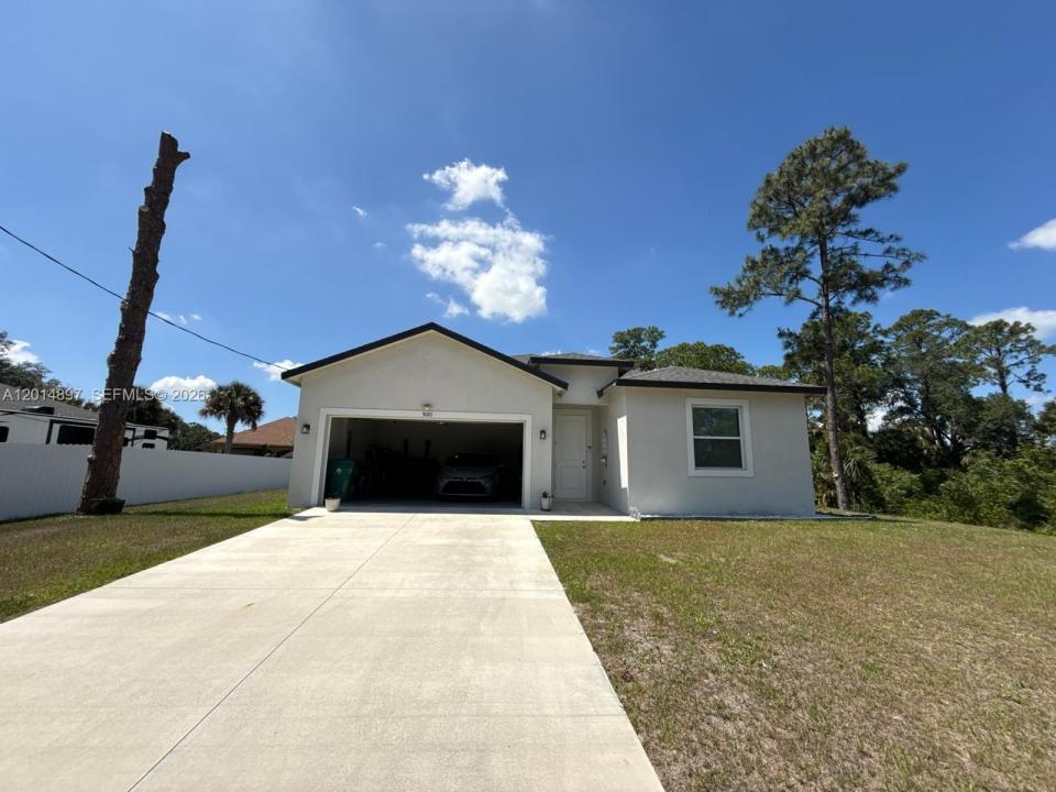 5020 Myrtlewood RD, La Belle, Florida 33935, USA