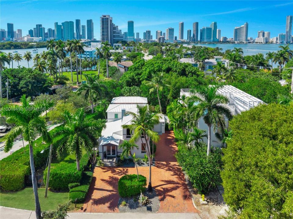 1281 S Venetian Way, Miami, Floride 33139, États-Unis