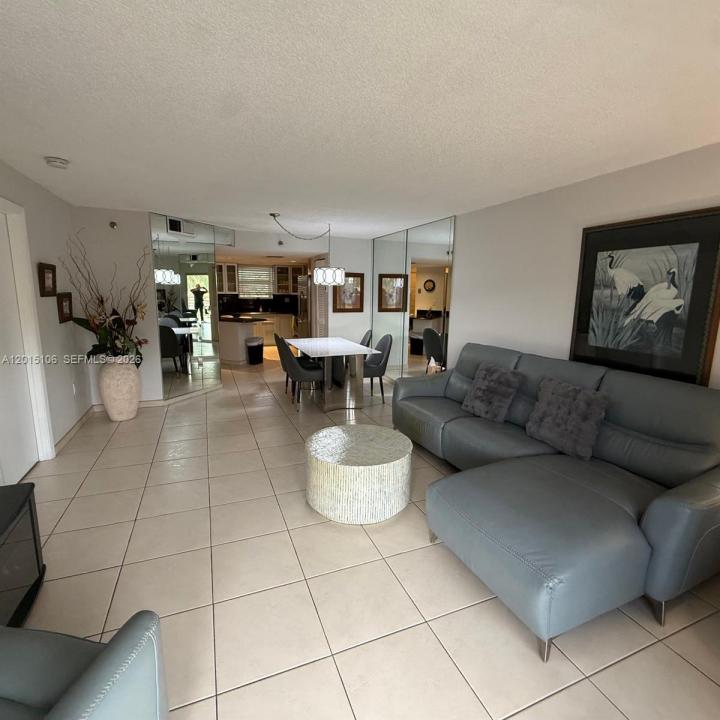 Sunny Isles Beach, Florida 33160, Amerika Birleşik Devletleri