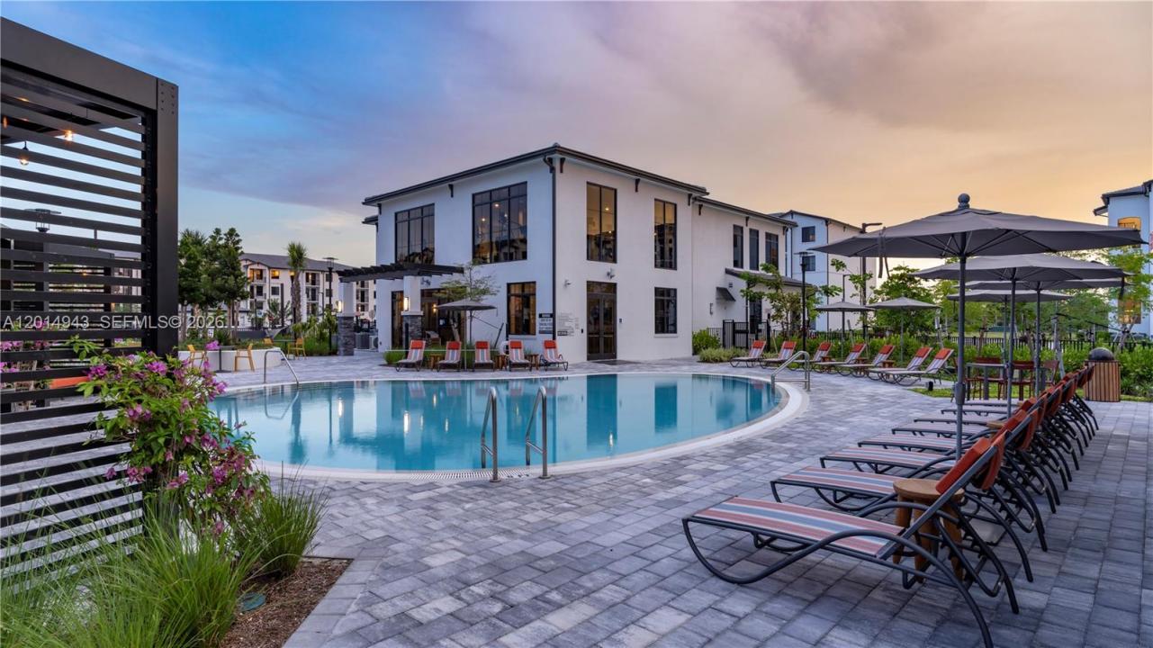 9030 SW 158th Ave 8-209, Miami, Floryda 33196, USA