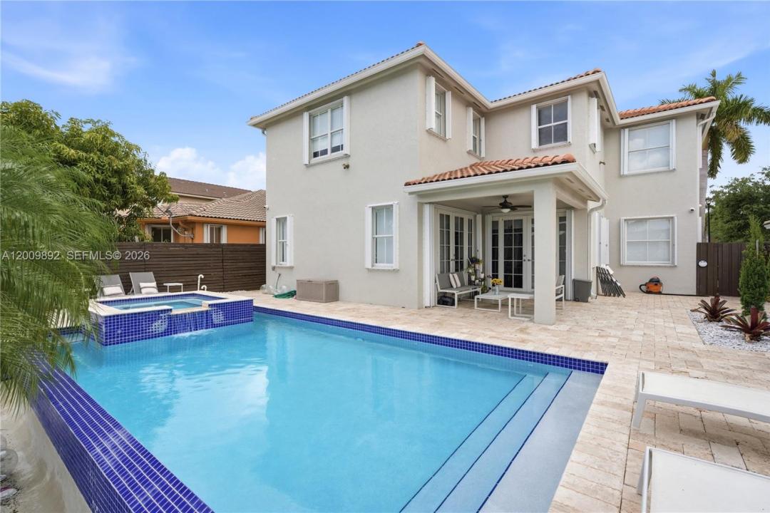 11090 NW 84th St, Doral, Floride 33178, États-Unis