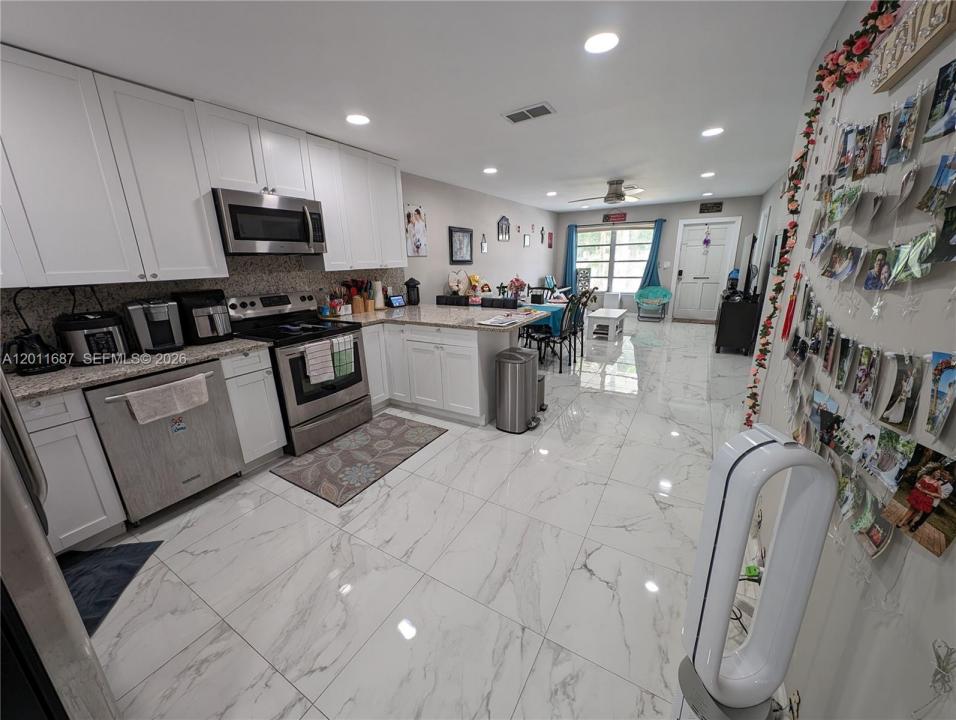 7761 NW 42nd Pl 1-2, Coral Springs, Flórida 33065, Estados Unidos
