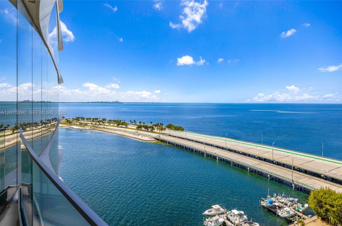 175 SE 25 Road 1203, Miami, Florida 33129, USA