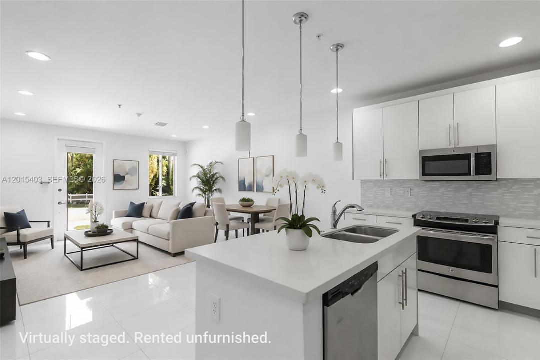 2610 NE 213th St 103, Miami, Florida 33180, Stati Uniti