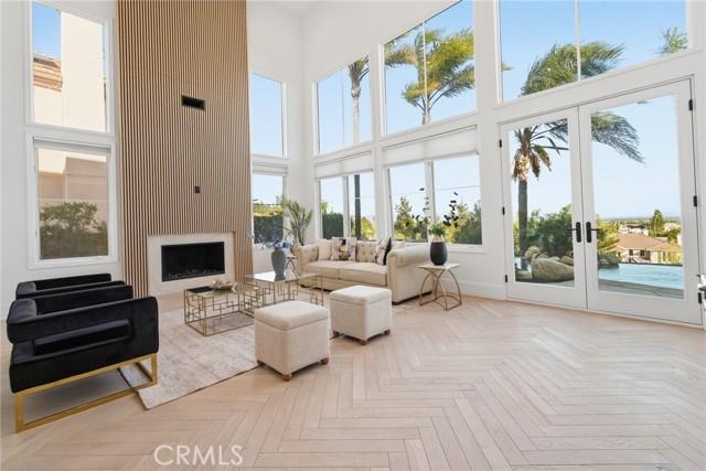 Carmenita, West Hills, California 91304, Stati Uniti