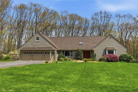 244 Beechwood Drive, Cranston, Rhode Island 02921, Estados Unidos