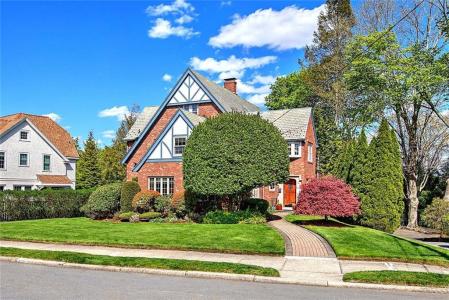 40 Dryden Avenue, Pawtucket, ロードアイランド 02860, アメリカ合衆国