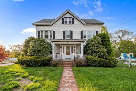 95 Saint Paul Street, North Smithfield, Rhode Island 02896, Estados Unidos