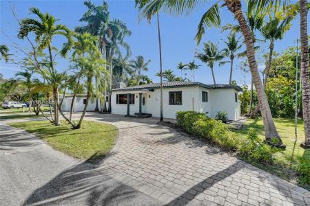 707 N 13 AVENUE, Hollywood, Florida 33019, USA