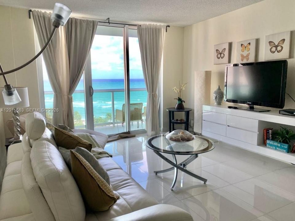3901 S Ocean Dr 10Z, Hollywood, Florida 33019, Stati Uniti