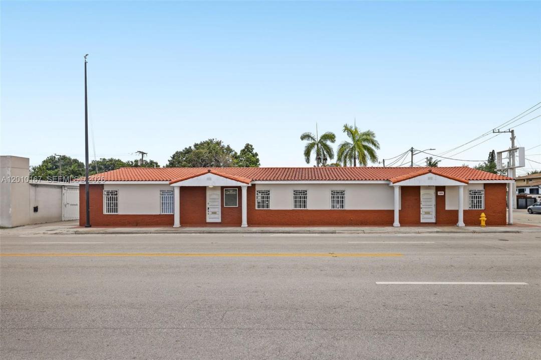 1888 NW 7th St, Miami, Floride 33125, États-Unis