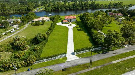 6152 SW Banks St, Palm City, فلوريدا 34990, الولايات المتحدة