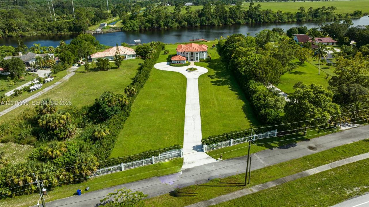 6152 SW Banks St, Palm City, فلوريدا 34990, الولايات المتحدة