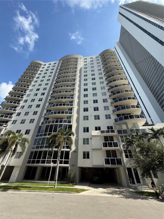 601 NE 23rd St 707, Miami, Florida 33137, Stati Uniti