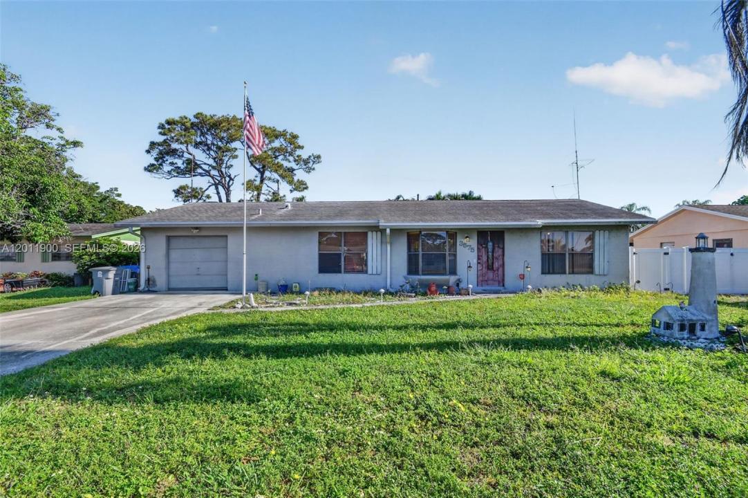 3575 Marlow Ave, Boynton Beach, Florida 33436