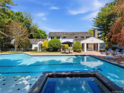 2 Aspen Place, North Hempstead, ניו יורק 11021, ארצות הברית של אמריקה 