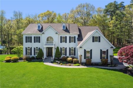 30 Lenihan Lane, East Greenwich, RI 02818, USA