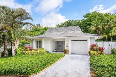 1100 N Ocean Boulevard, Gulf Stream, Florida 33483