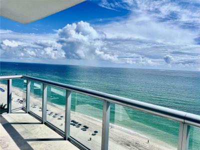 17001 Collins Ave 1407, Sunny Isles Beach, Florida 33160, USA