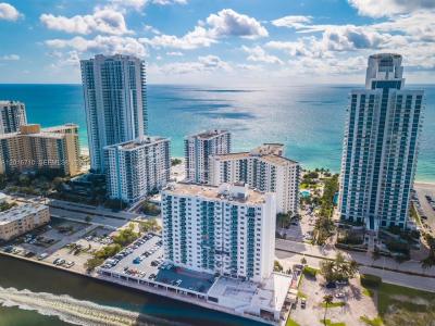 3001 S Ocean Dr 703, Hollywood, Florida 33019, USA