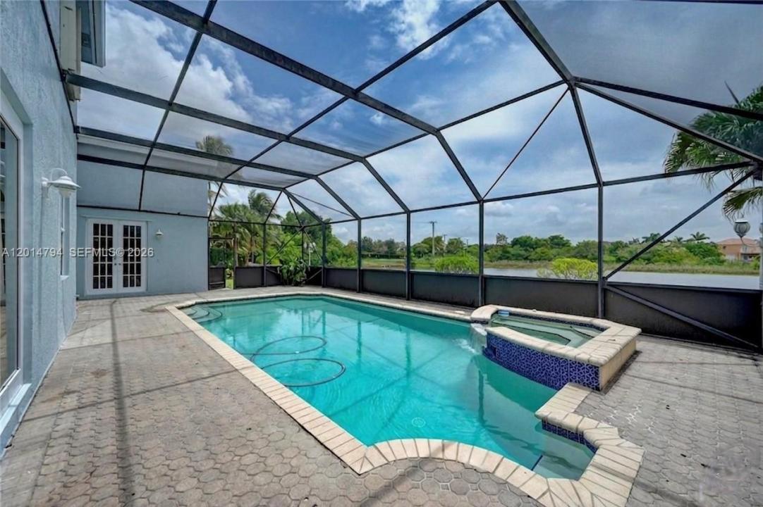 1580 SW 164th Ave, Pembroke Pines, Florida 33027, USA