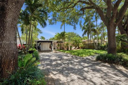 636 NE 17th Ter, Fort Lauderdale, Florida 33304, USA