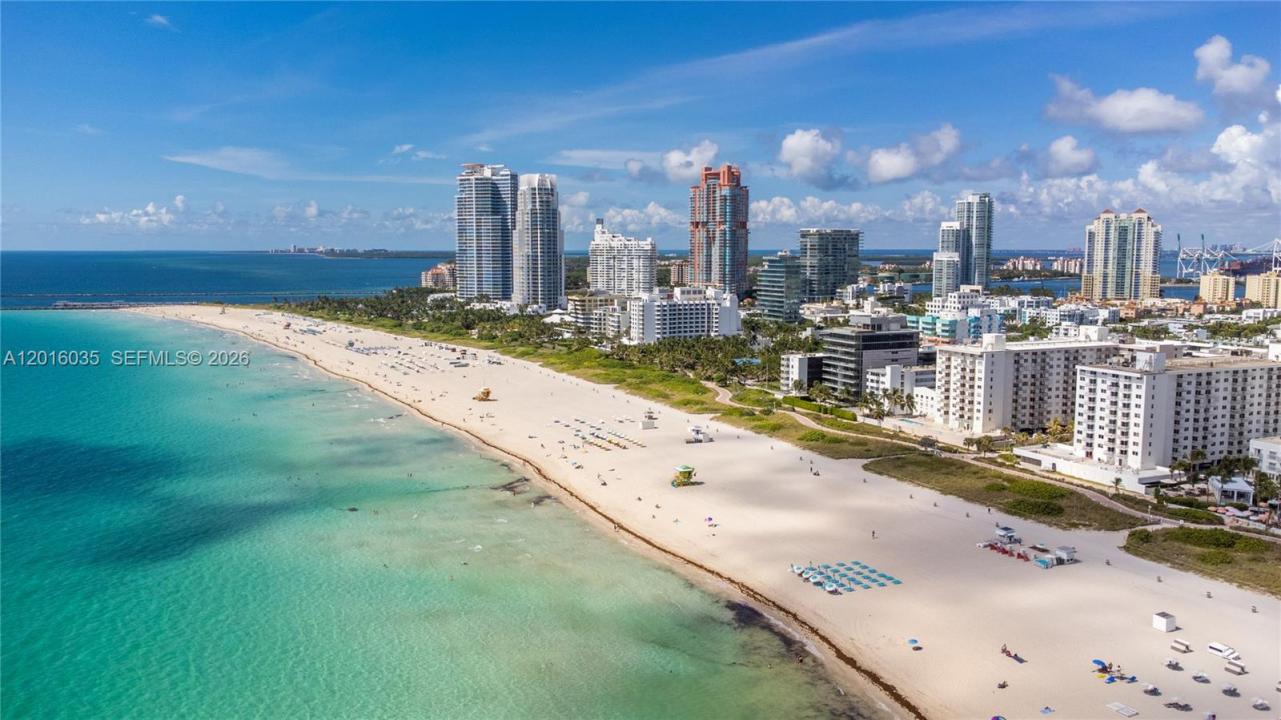 345 Ocean Dr 424, Miami Beach, Florida 33139, USA