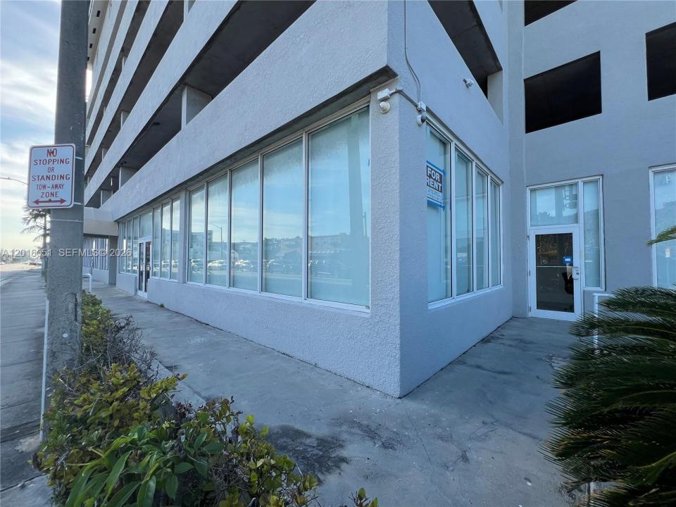 2217 NW 7th St 2, Miami, פלורידה 33125, ארצות הברית של אמריקה