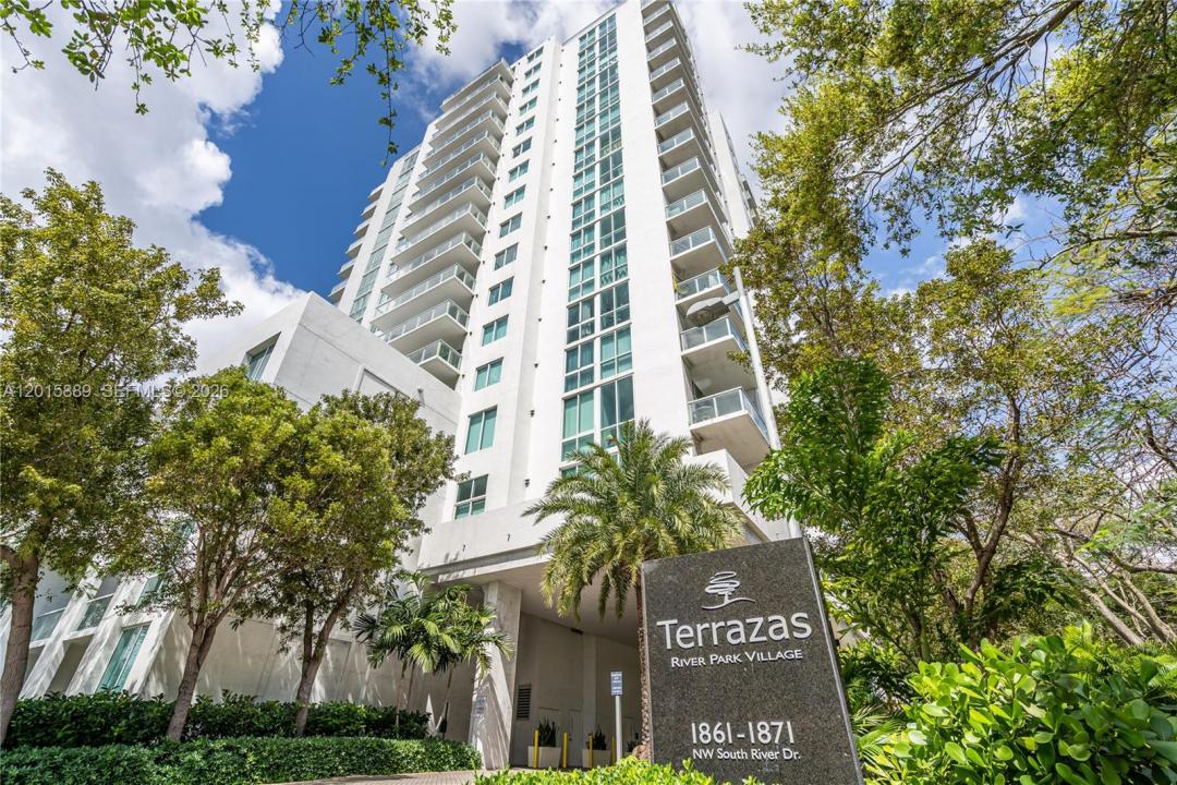 1861 NW S River Dr 1003, Miami, Florida 33125, USA
