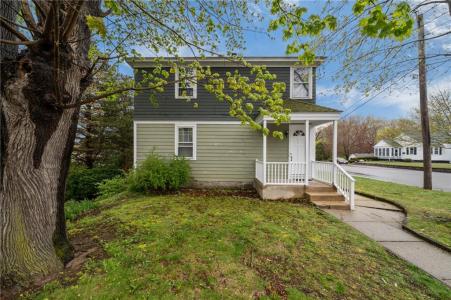 8 Perkins Avenue, Westerly, RI 02891, USA