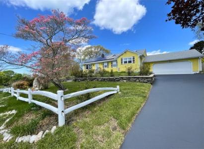 54 Durfee Road, Tiverton, RI 02878, USA