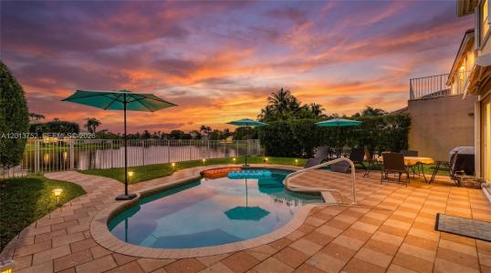 4019 Turquoise Trl, Weston, Florida 33331, USA