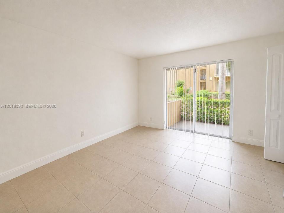 17911 NW 68th Ave M201, Hialeah, Floride 33015, États-Unis