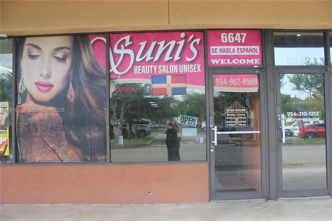6647 Taft St, Hollywood, Florida 33024, USA
