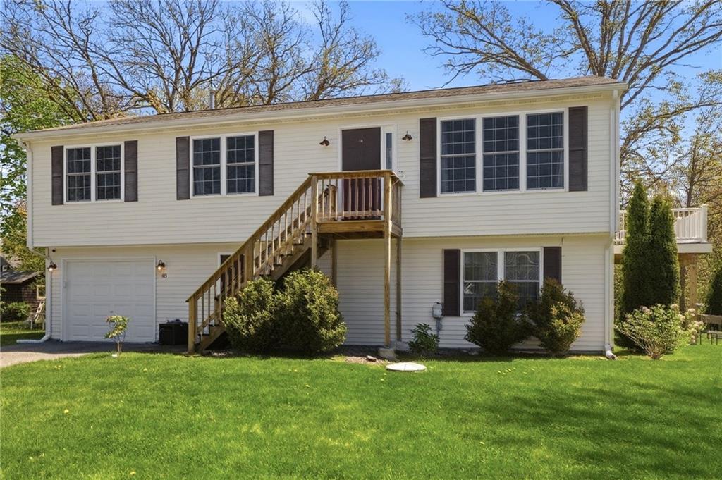 48 Harris Avenue, Warwick, Rhode Island 02889, USA