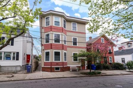 35 Kenyon Street 3, Providence, RI 02903, USA
