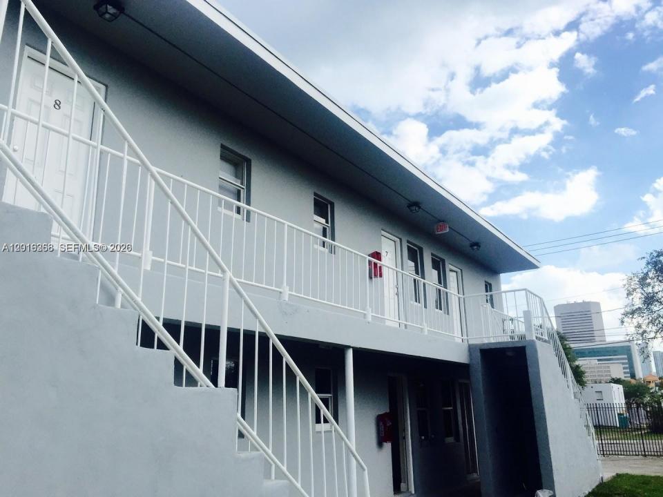 219 NW 10th St 2, Miami, Florida 33136, Amerika Birleşik Devletleri