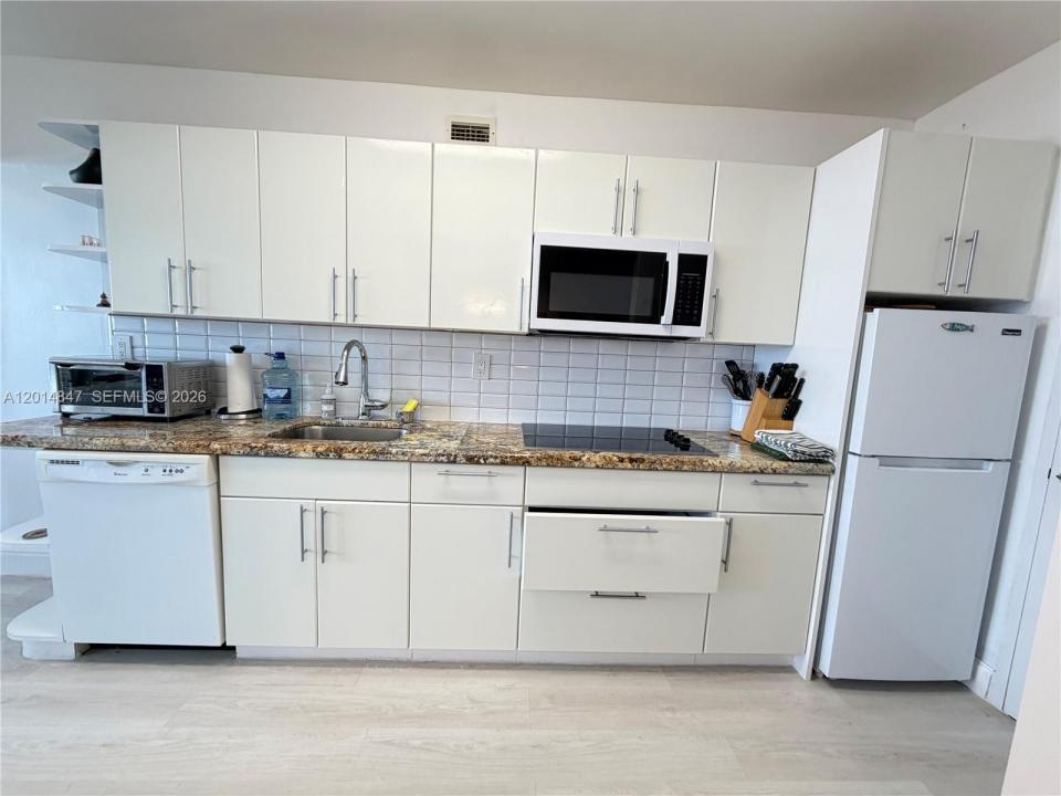 100 Lincoln Rd 1012, Miami Beach, Floride 33139, États-Unis